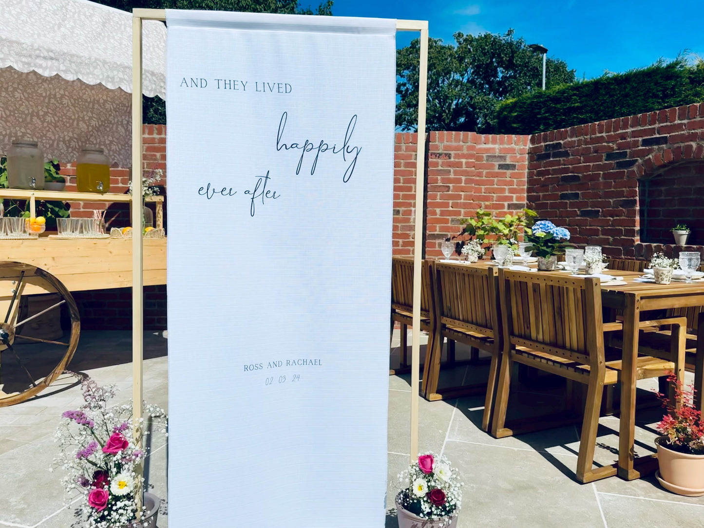 Welcome Sign - Happily Ever After