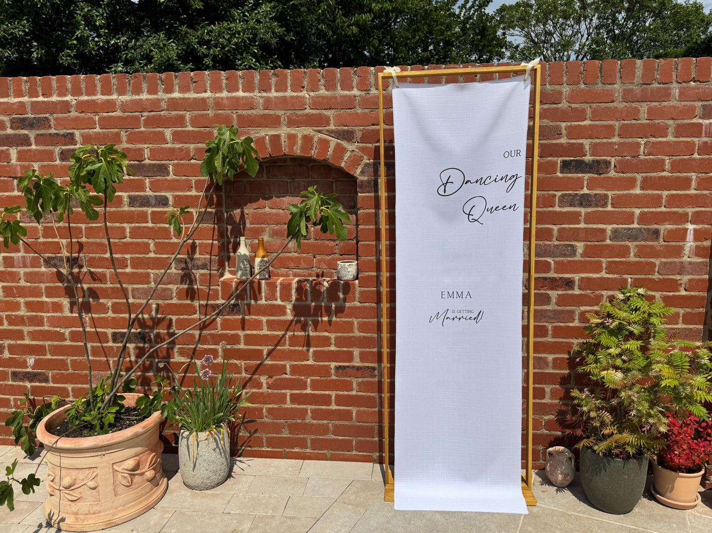 Dancing Queen Welcome Sign