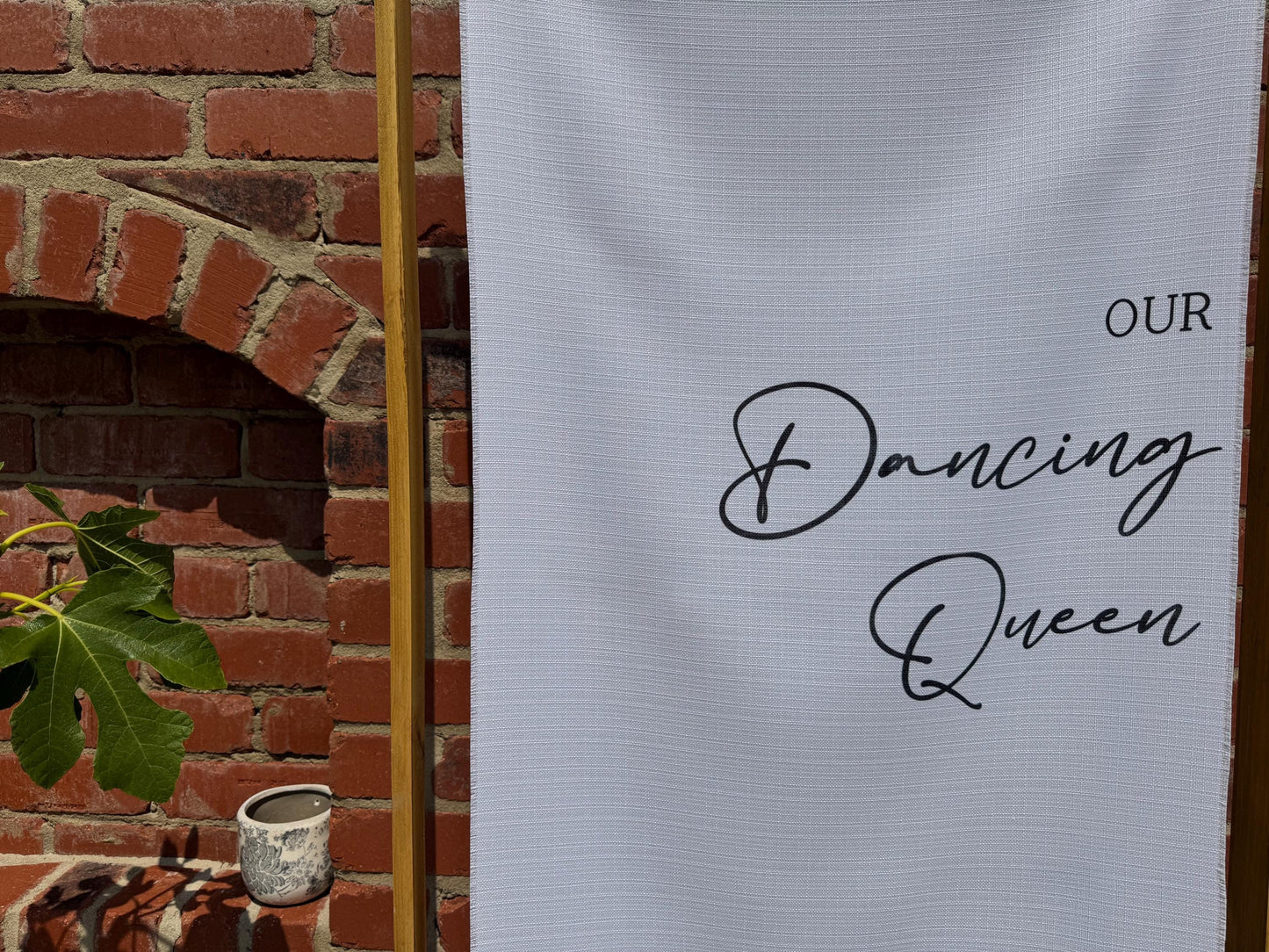 Dancing Queen Welcome Sign