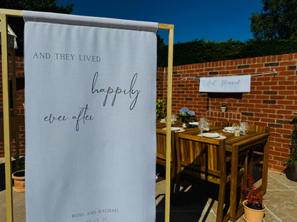 Welcome Sign - Happily Ever After